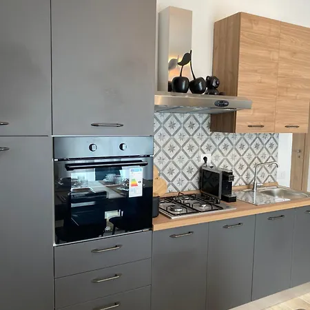 Mary House Apartment *